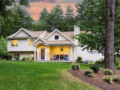 15 Roundtable Ct, Richmond, RI, 02892