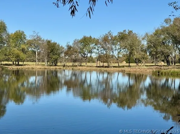 4 E Slab Rd, Wapanucka, OK 73461