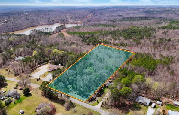 Co Rd #61, Roanoke, AL 36274