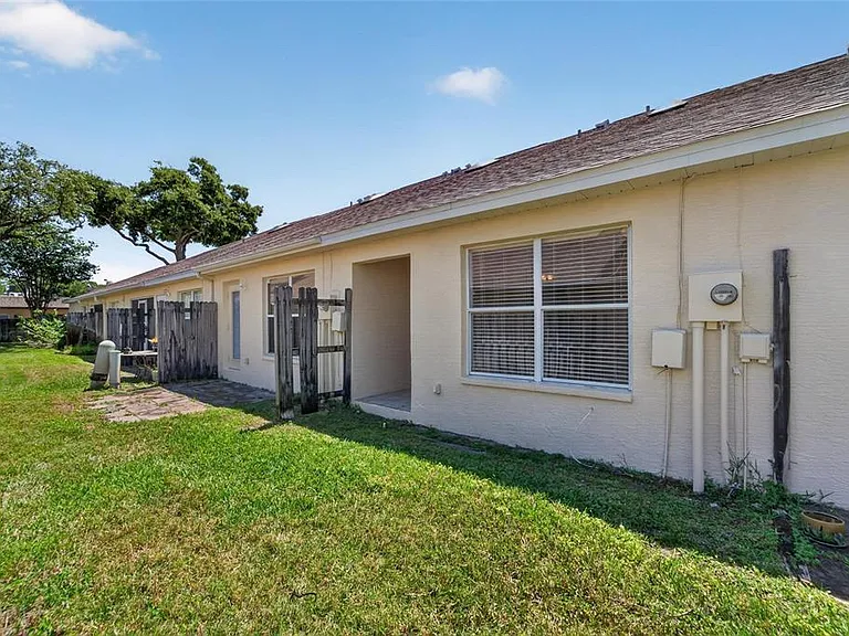 658 Green Valley Rd #B3 — Photo 20