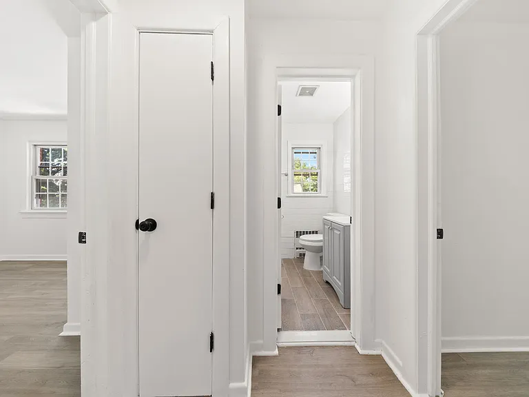 493 Beverly Rd #2 — Photo 11