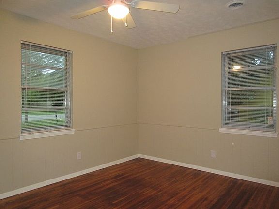 2nd image of 5134 Stacey Rd