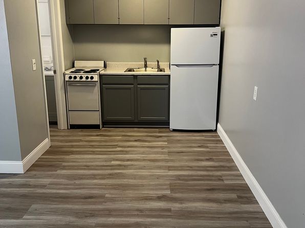 54 Chapel St APT B