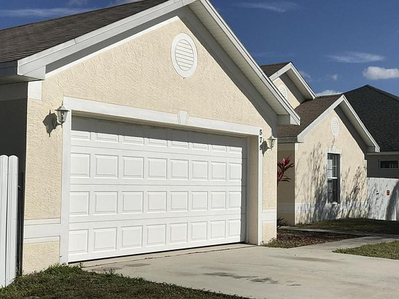 4th image of 579 SW Nautical Ave