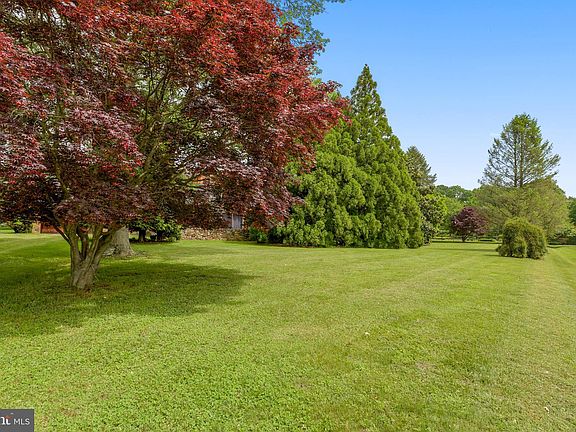 4th image of 12729 Deer Run Ct