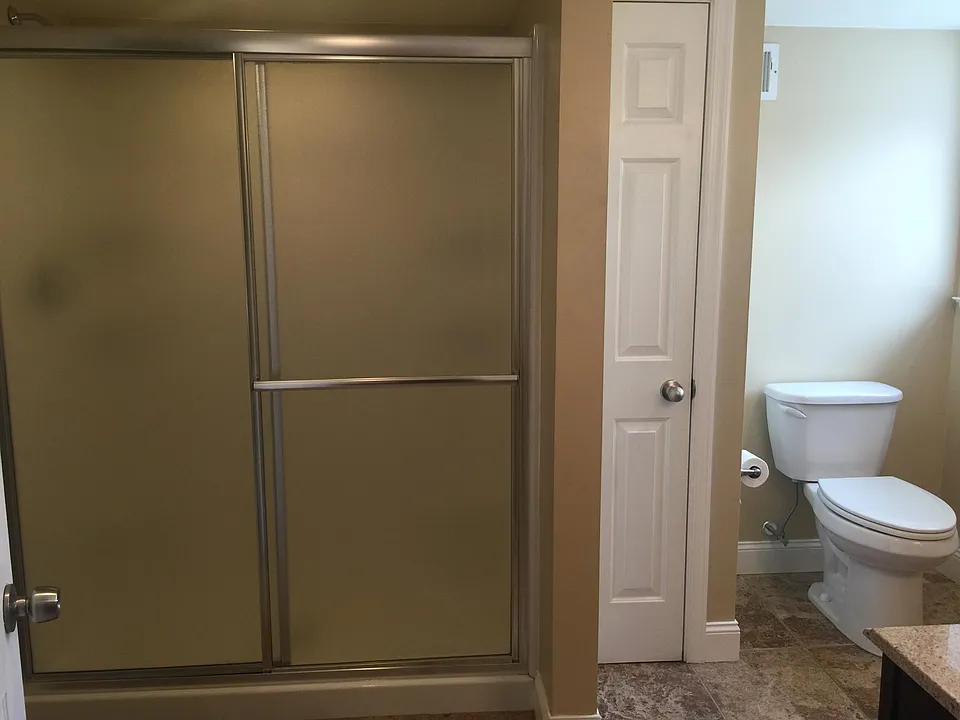 Full bath