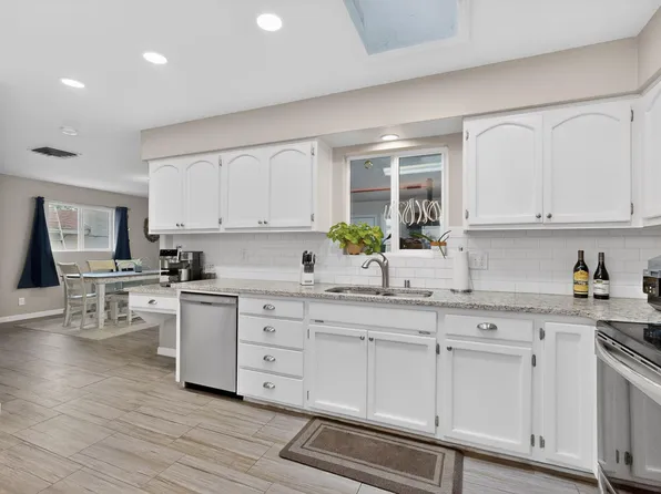 8719 Gutierrez Rd NE, Albuquerque, NM 87111