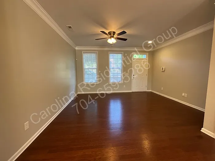 2 bed, 2.5 bath, 1174 sqft, $1,850 — Photo 4