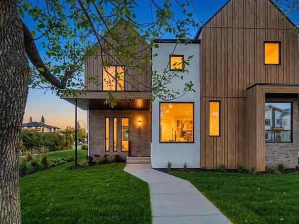 725 N 53rd Ave SW, Calgary, AB T2V 0C4