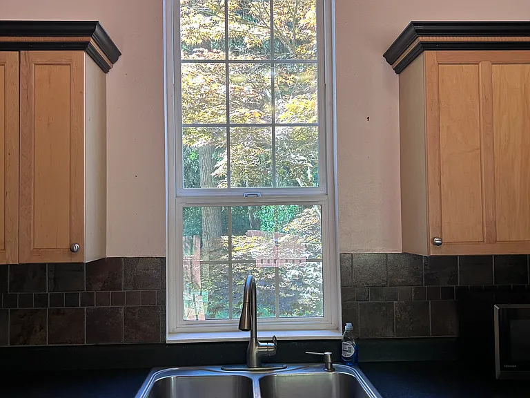 22302 Glenview Ct SE — Photo 21