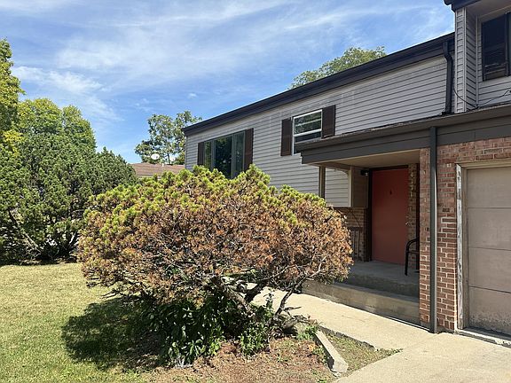 2nd image of 4171 Eastridge Dr #1