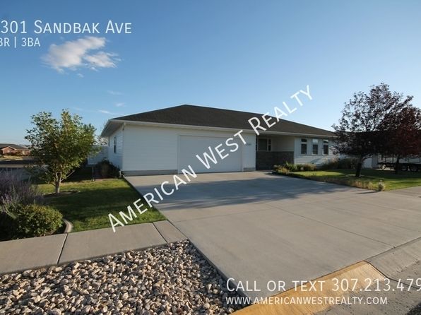 3301 Sandbak Ave