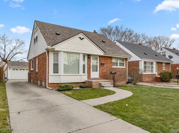 1097 Eastwood St, Inkster, MI 48141
