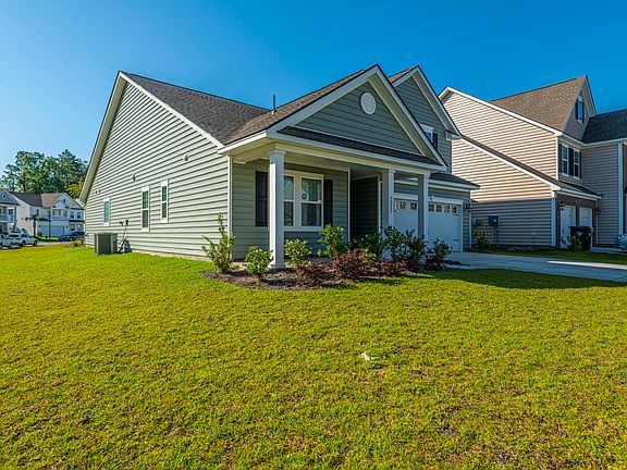 3rd image of 5225 American Holly Ln