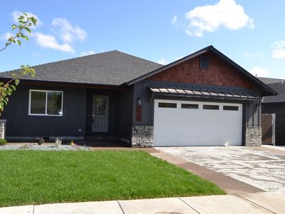 2934 Naples Dr, Grants Pass, OR, 97527