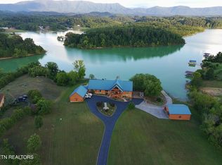 1929 Indian Creek Rd, Dandridge, TN 37725