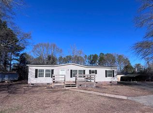 114 Mossburg Rd, Chesnee, SC 29323