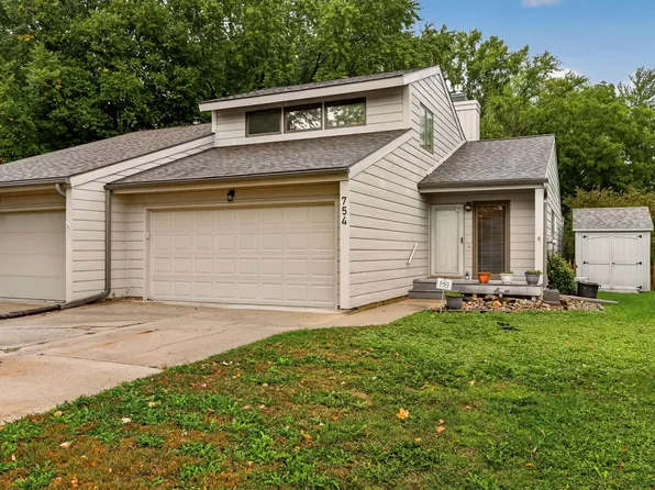 754 Neville Ct SE, Rochester, MN 55904