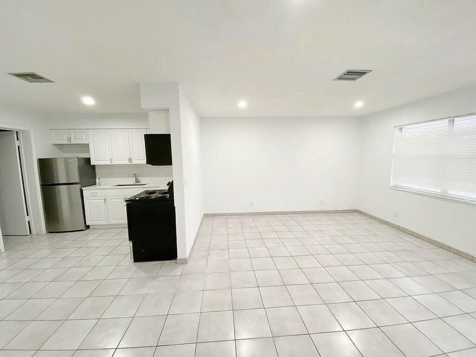 1st image of 2715 Ponce De Leon Blvd #2715