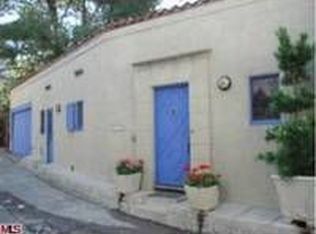 6218 Rockcliff Dr, Los Angeles, CA 90068