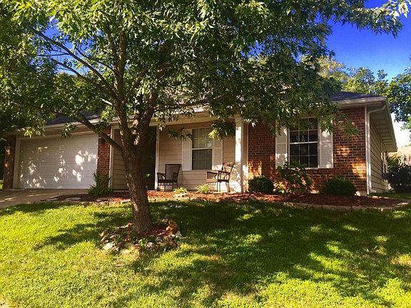 4th image of 3809 Churchill Dr