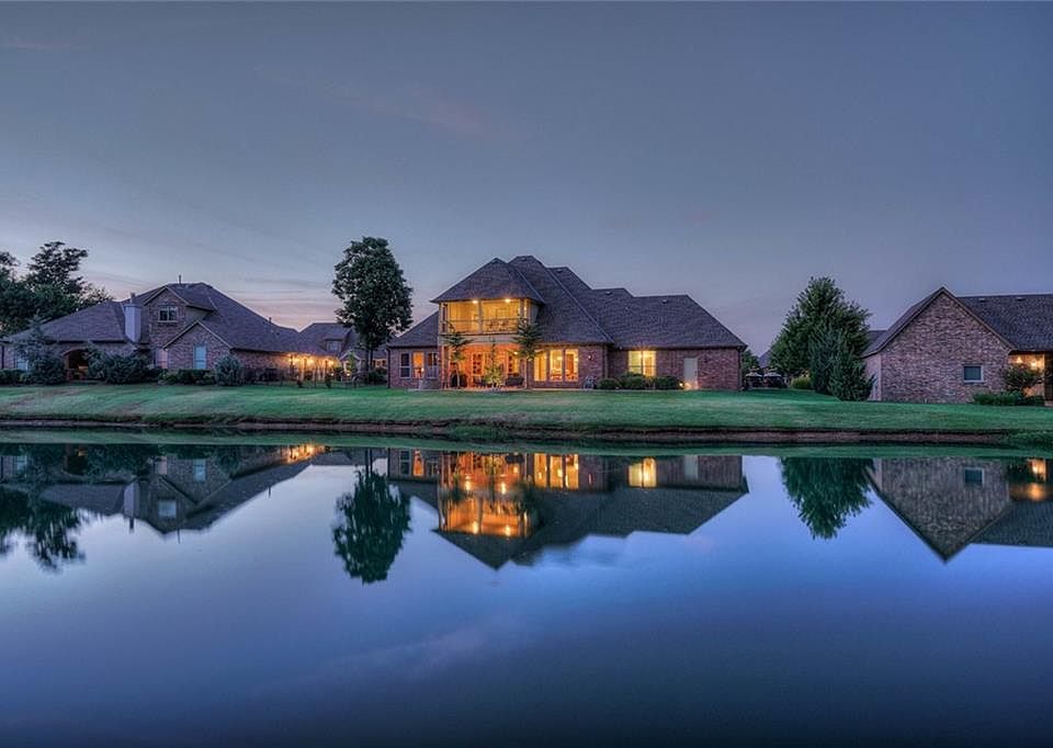 1st image of 504 War Eagle Ln