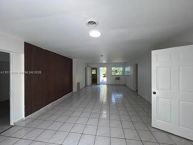 4548 SW 33rd Ave #M — Photo 17
