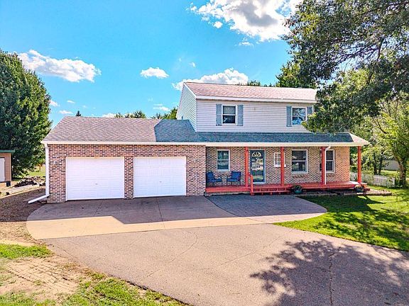 2nd image of 505 PARKWOOD COURT