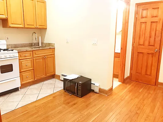 Rented by NY Space Finders Inc. | media 11