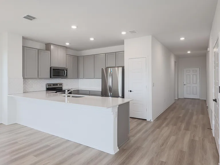 7807 Lawford Ct — Photo 8