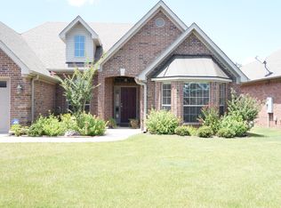 155 Auriel Cir, Maumelle, AR 72113