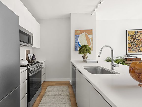 3rd image of 189 Schermerhorn St APT 22F
