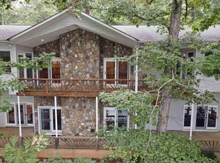 745 Thurman Dr, Hiawassee, GA 30546