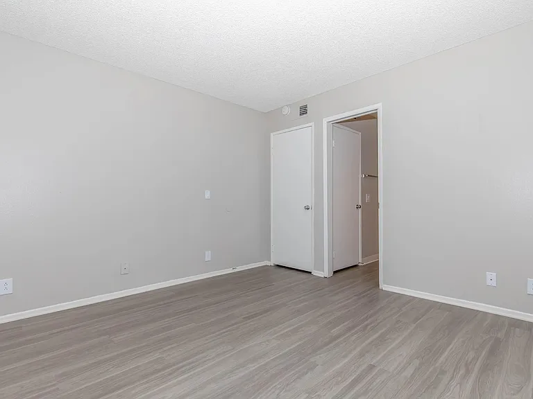 Sienna Heights — Photo 31