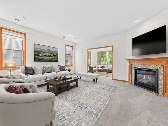 3rd image of 682 Bibeau Ct