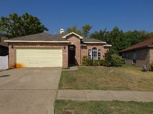 1009 Mill Spring Dr, Garland, TX 75040