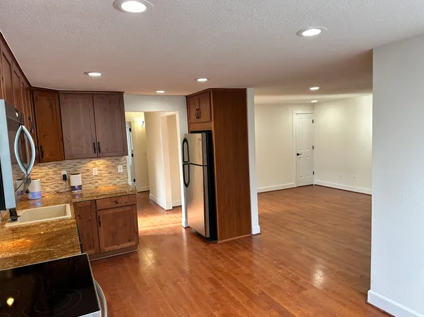 16419 Spruce Way APT F5, Lynnwood, WA 98037