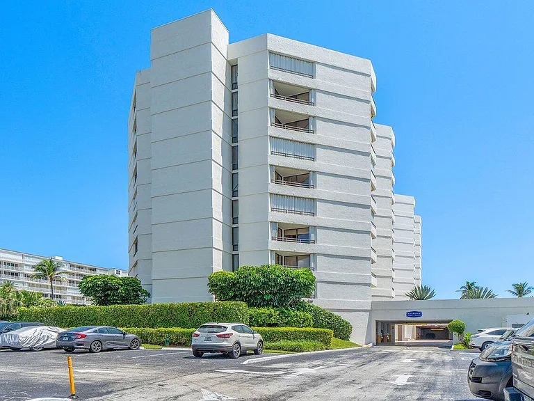 3560 S Ocean Blvd #809 — Photo 1