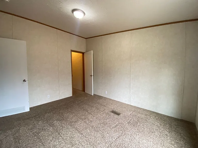 29250 S 563rd Rd — Photo 21