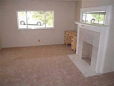 4th image of 2744 Shiras Ave
