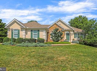 345 Dew Drop Rd, York, PA 17402