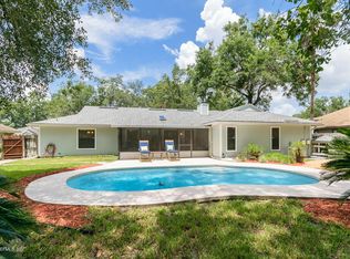 12443 Gentle Knoll Dr E, Jacksonville, FL 32258