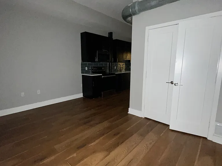 1525 W Girard Ave #BB4 — Photo 4