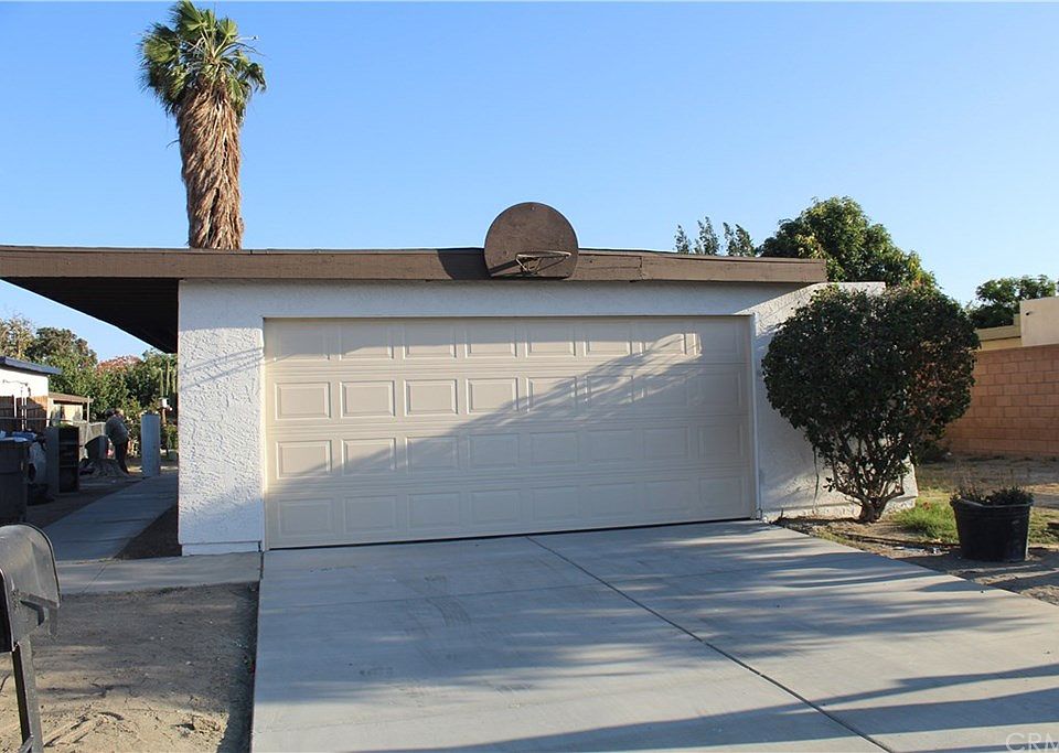 1st image of 85555 Napoli Ln