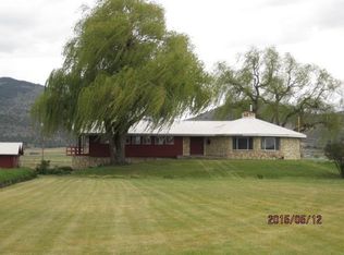 10480 Crystal Springs Rd, Klamath Falls, OR 97603