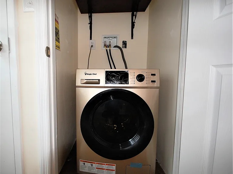 610 E 187th St #3 — Photo 8