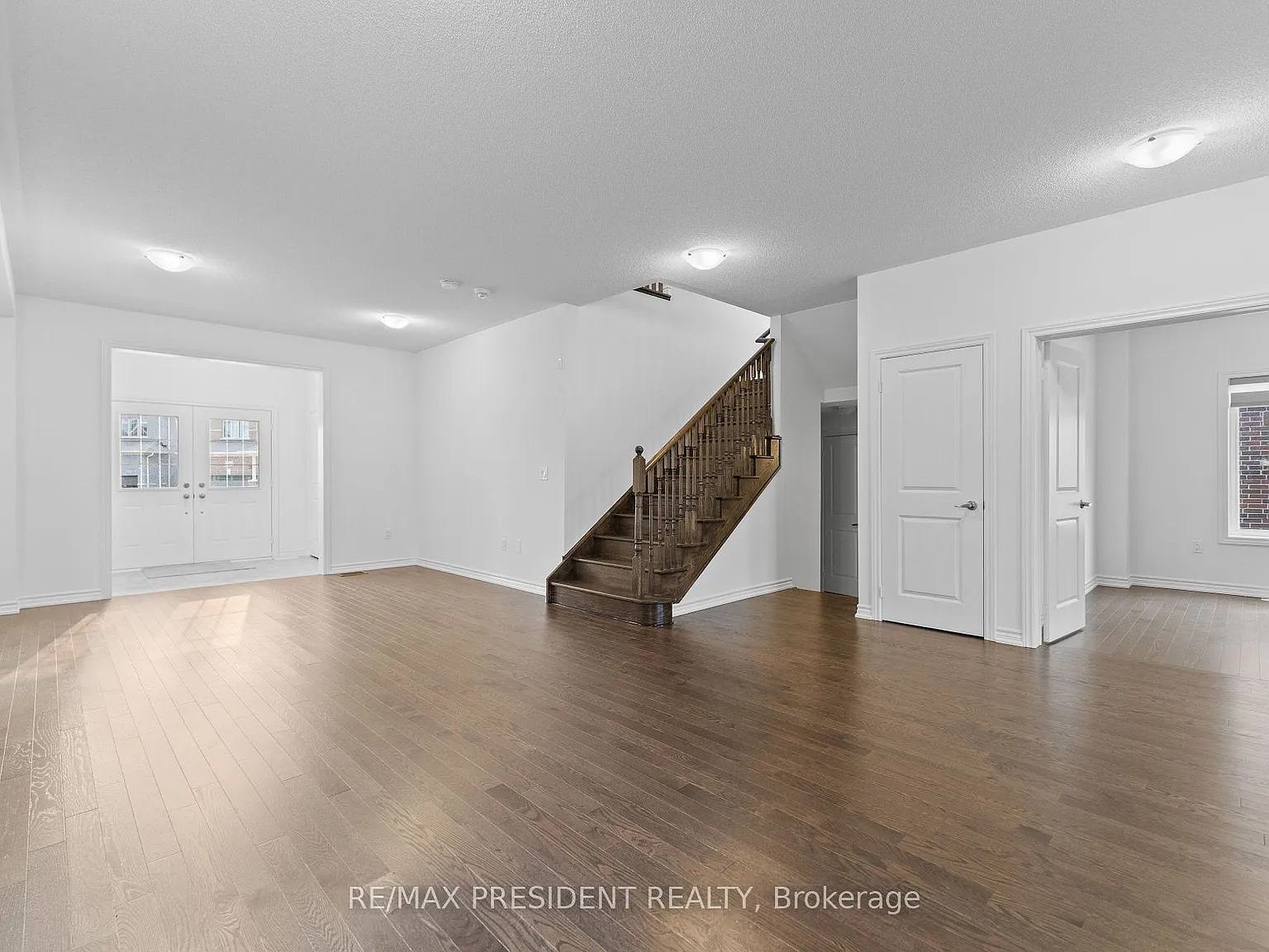 4 bed, $2,650 — Photo 3