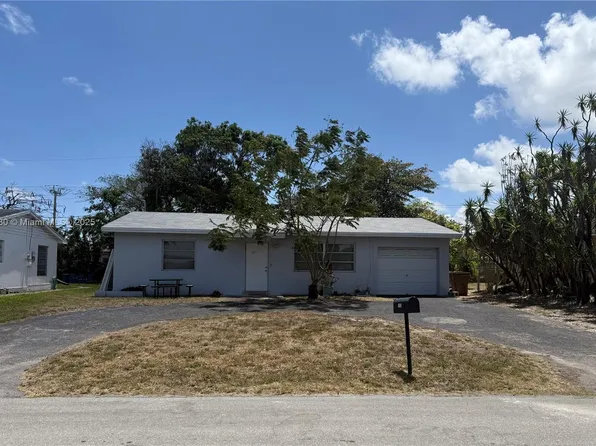 660 SW 14th Pl, Deerfield Beach, FL 33441