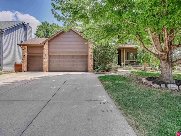 4805 N 139th St, Omaha, NE 68164