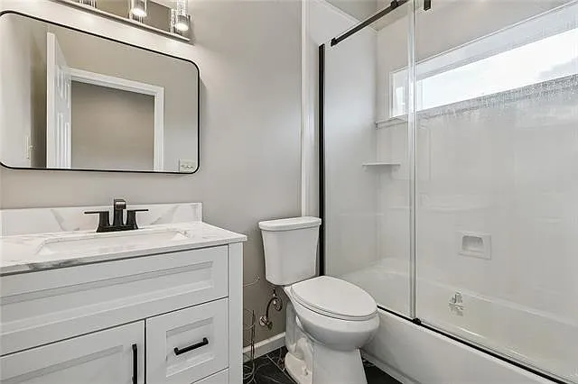 728 Lydia Ct — Photo 15